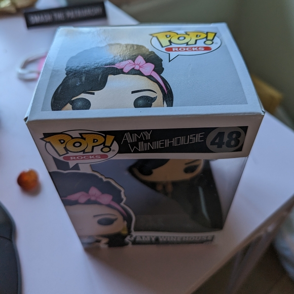 AMY WINEHOUSE POP ROCKS 48 - Picture 3 of 6